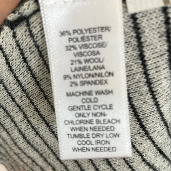 Loft Women’s Medium mock neck 3/4 sleeve black with stripes lightweight sweater - Picture 3 of 6